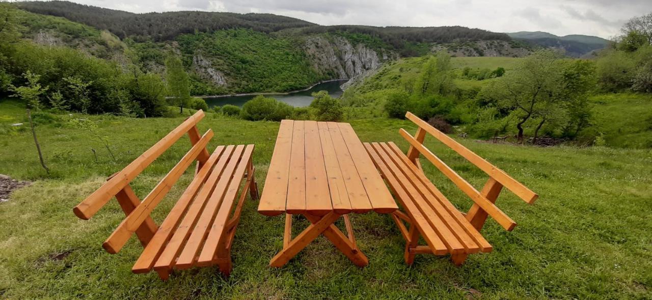 Biserna Dolina Uvac Sjenica Exterior foto