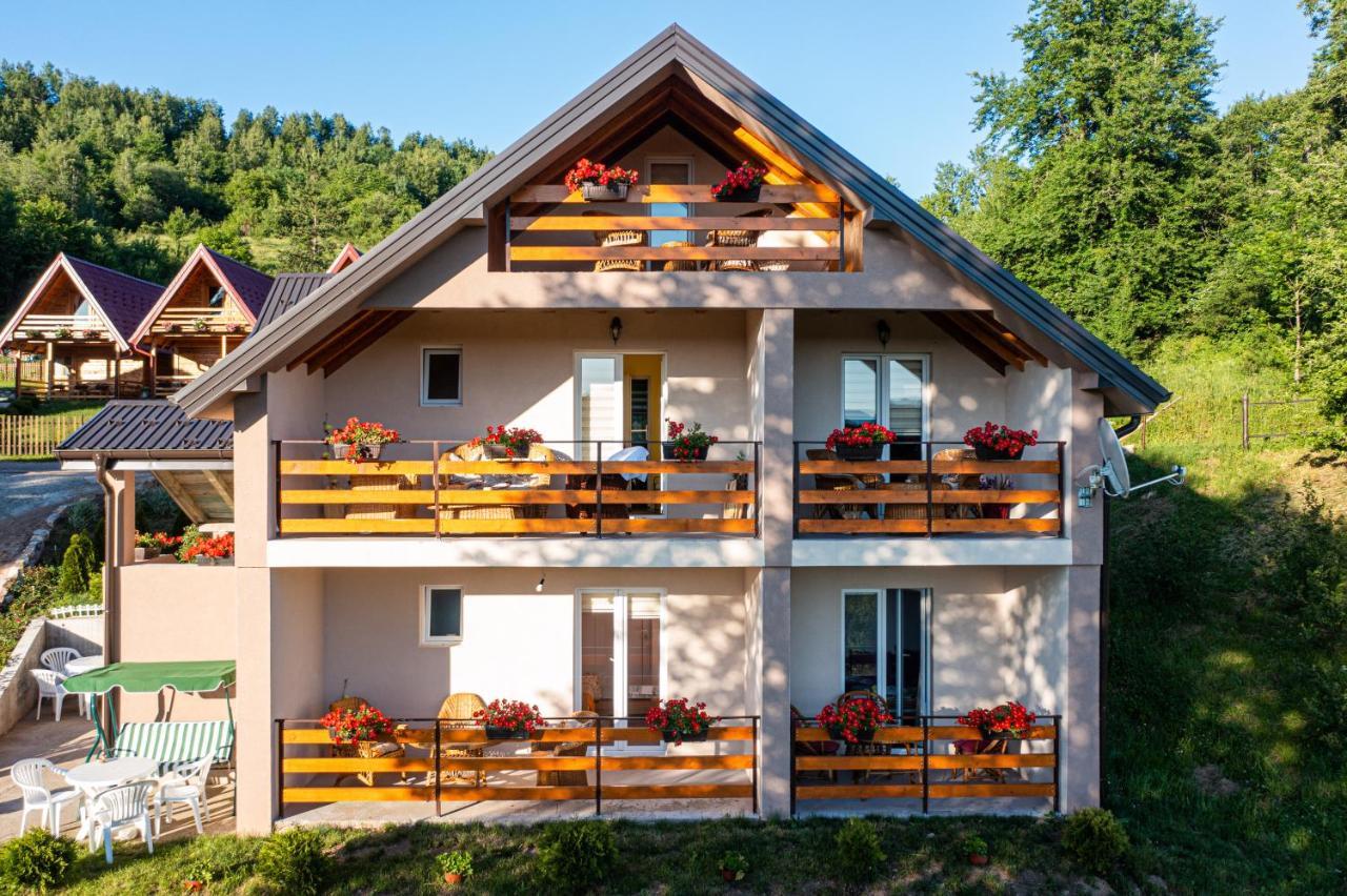 Biserna Dolina Uvac Sjenica Exterior foto